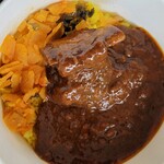 SPICY CURRY 魯珈 - 限定カレー 豚スペアリブの濃厚欧風カレー＋スパイス福神漬け