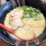 ラーメン いずみ - 白とんこつラーメン