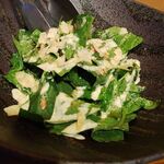 地球屋 - 生ホウレン草のサラダ_420