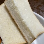 STEAM BREAD TOKYO - 自宅でカットした断面