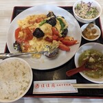 佳佳苑 - たまごとトマト炒め定食¥980-