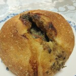 Bakery Cafe COPPET - アンチョビのパン230円（税込）