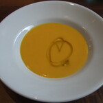 Trattoria il pirata - バターナッツかぼちゃのスープ