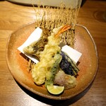 うら田 - 天ぷらの盛合わせ(5種)　700円