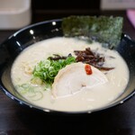 Tonkotsu Ramen Tsukuyomi - ◉月読とんこつラーメン 780円