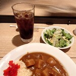 Toretatte - ◯野菜ビーフカレー　サラダ　コーヒーセット1350円