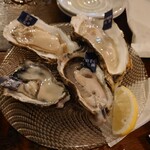 THE OYSTER MANS - 