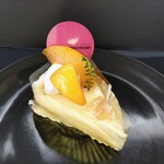 アニバーサリー - 黄桃のチーズプディング