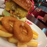 ブラザーズ - チリビーンズバーガーにピント合わせ 2013/10/10