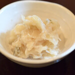 炭焼うなぎ ひつまぶし藤城 - 数の子のわさび漬け（日本酒に付いたおつまみ）