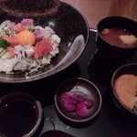 Washoku Uoman - まかない海鮮丼ランチ