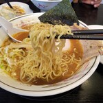 ハルピンラーメン　下諏訪町役場前店 - にんにくラーメン