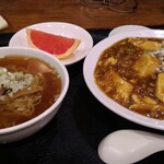 Kouri Yuu - 麻婆飯と半ラーメン　800円