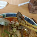 味の万雷 - やわらかチャーシューが柔らかくて、マジに旨×２ダゼェ～ツ。