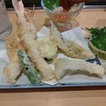 Sushi Tempura Gosakutei - ●ﾗﾝﾁ。定食と単品。刺(鮑ｱﾜﾋﾞ刺1738X2+ｲｸﾗ1078)+松茸土瓶蒸1738X2+ｶﾝﾊﾟﾁｶﾏ塩焼1078+天婦羅定食1580=10,688円