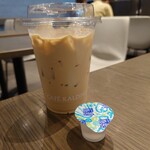 CAFE KALDINO - カルディ ミルク珈琲 COLD S、390円。