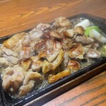 Koshitsumeibutsutoriryouritorisen - 鉄板焼き鳥