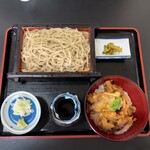 Teuchi Soba Udon Hisamori - イカゲソ丼セット　850円　　麺大盛　200円
