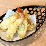 桃太郎すし - 海老・キスと野菜の天ぷら