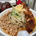 旨辛ラーメン 表裏 - 