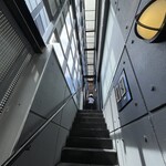 Iwashi - 4階へは階段のみ