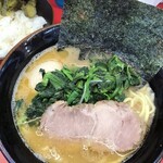 家系ラーメン 佐々喜家 - ラーメン¥750＋ほうれん草¥100＋味玉¥100＋無料ライス