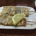 鶴亀 - 豚バラ２本 280円(税込)(2023年9月14日撮影)