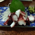 鶴亀 - タコのぶつ切り 450円(税込)(2023年9月7日撮影)