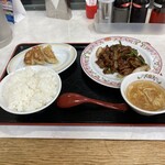 餃子の王将 - ホルモンの味噌炒めセット　855円