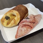 ヨシヅヤ - 料理写真:芋クリーム＆クロワッサンと安納芋の焼きいもパン