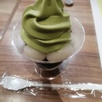 成城石井 スタイル デリ&カフェ - 抹茶ソフトクリームパフェ