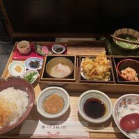 銀座米料亭 八代目儀兵衛 - 