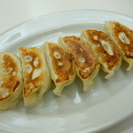 鉄飯碗餃子本舗 - 焼餃子