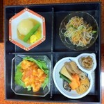 雅久庵 - 料理写真:ミニ松花堂弁当。これにご飯がついてきます。