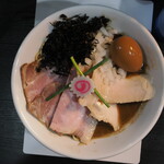 中華そば いづる - 特製濃厚烏賊煮干しそば