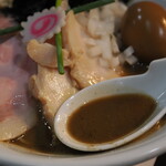 中華そば いづる - スープ