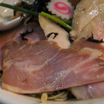 中華そば いづる - 豚チャーシュー2