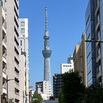 こひる庵 - 向かう途中に毎度拝むスカイツリー