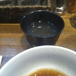 中華そばや 和凡 - 割りスープ