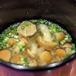 市sushi - めちゃ美味しかった、なめこのお味噌汁