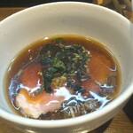 中華そばや 和凡 - 山椒のつけ汁