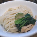 中華そばや 和凡 - 煮干水の麺