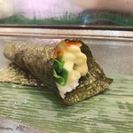 Sushi Shougun - アボカドサーモン手巻き 209円