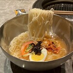 個室焼肉 牛炙 - 