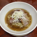 中国料理　喜仙‎ - 叉焼麺♪一見して量が少なく見えるが…そう見えるだけ。麺量はそれなりにあります。後の写真参照。