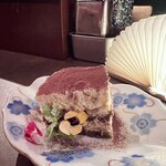 中野レンガ坂 洋食堂 葡萄 - ジョバンニおばさんのティラミス