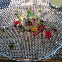 フラテッロ・ディ・ミクニ - 雄武産ホタテのカルパッチョ森のガーデンスタイル
