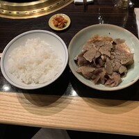 焼肉 銀座コバウ 特別室 - トリュフ入りすき焼き