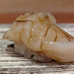 市sushi - ホタテ。甘い