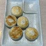らー麺専科 海空土 - 餃子 410円